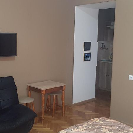 Apartment Izabella Тбилиси Номер фото