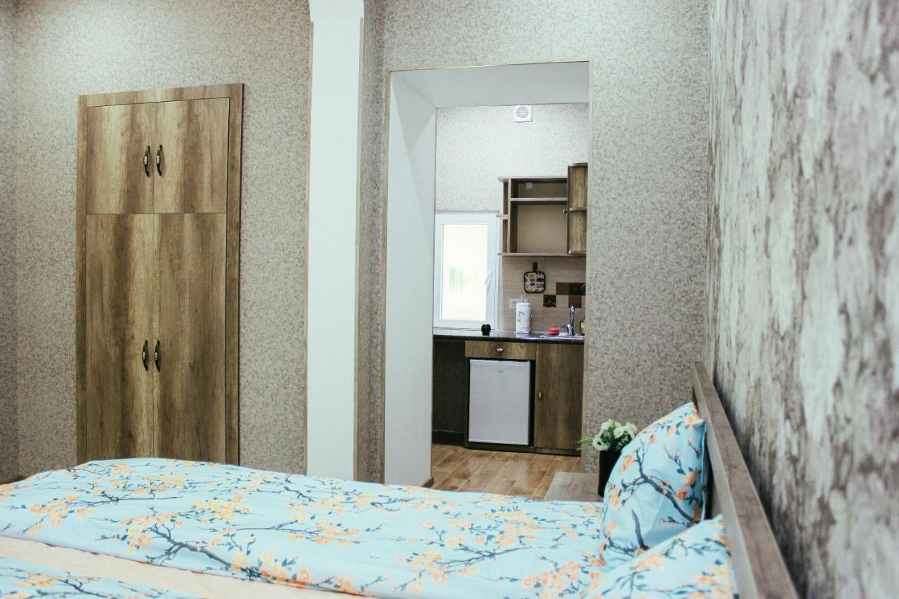 Apartment Izabella Тбилиси Экстерьер фото